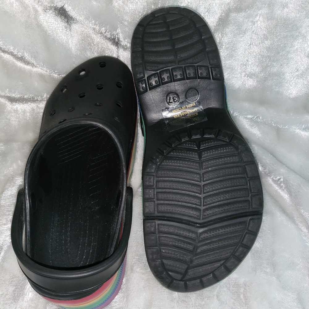 Black platform crocs